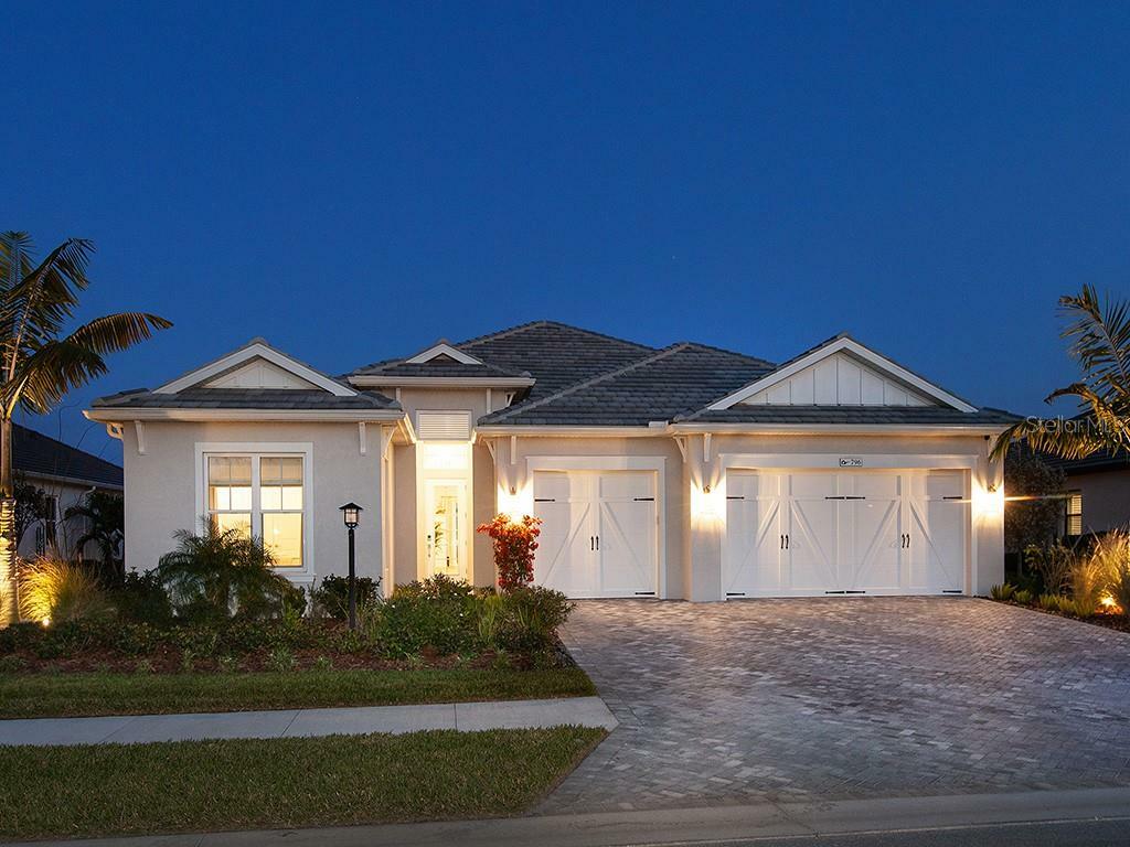 Property Photo: 796 Tailwind Place FL 34240