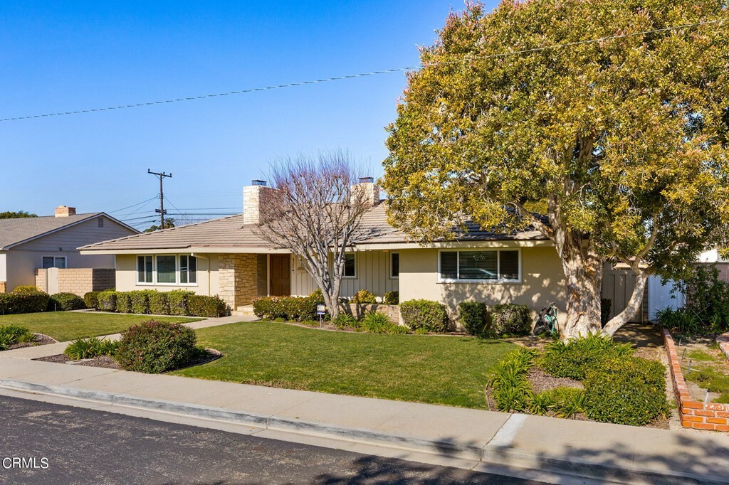 Property Photo:  425 Devonshire Drive  CA 93030 