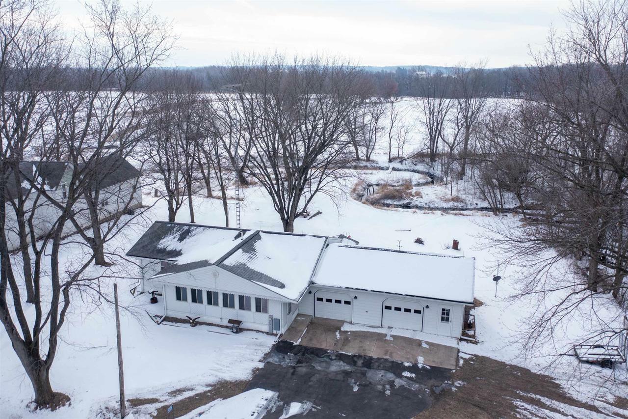 Property Photo:  W7281 County Road E  WI 53964 