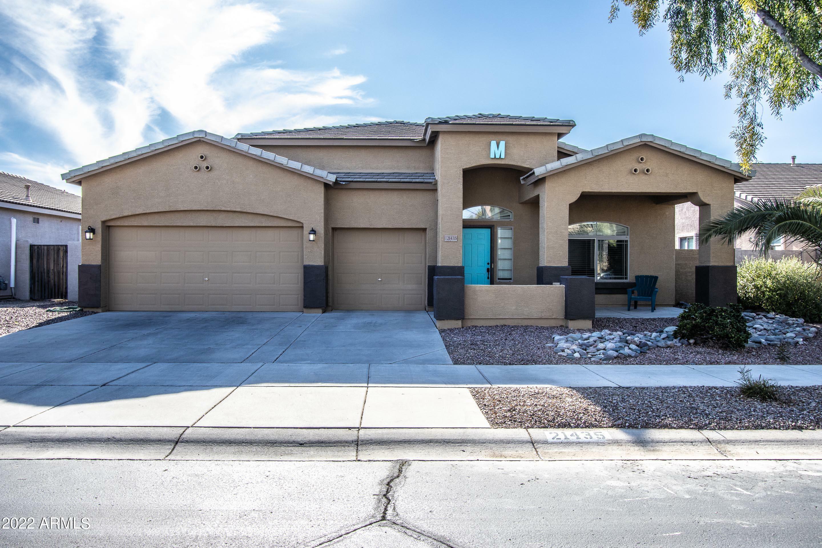 Property Photo:  21435 E Via Del Rancho --  AZ 85142 