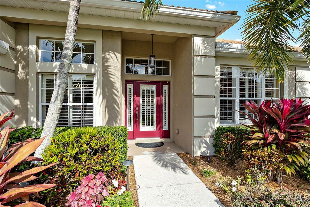 Property Photo:  6135 Palomino Circle  FL 34201 