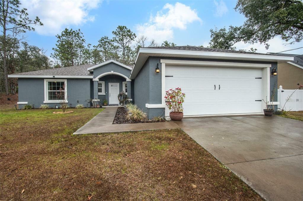 Property Photo:  1589 W Belen Drive  FL 34434 