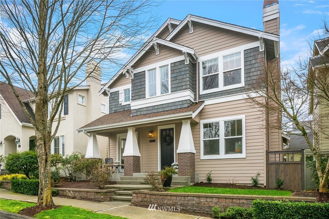 Property Photo: 1853 12th Avenue NE WA 98029