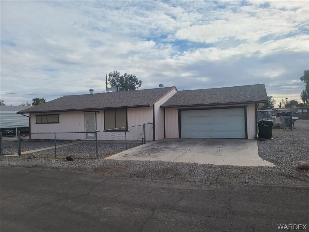 Property Photo: 2090 Colorado Boulevard AZ 86442