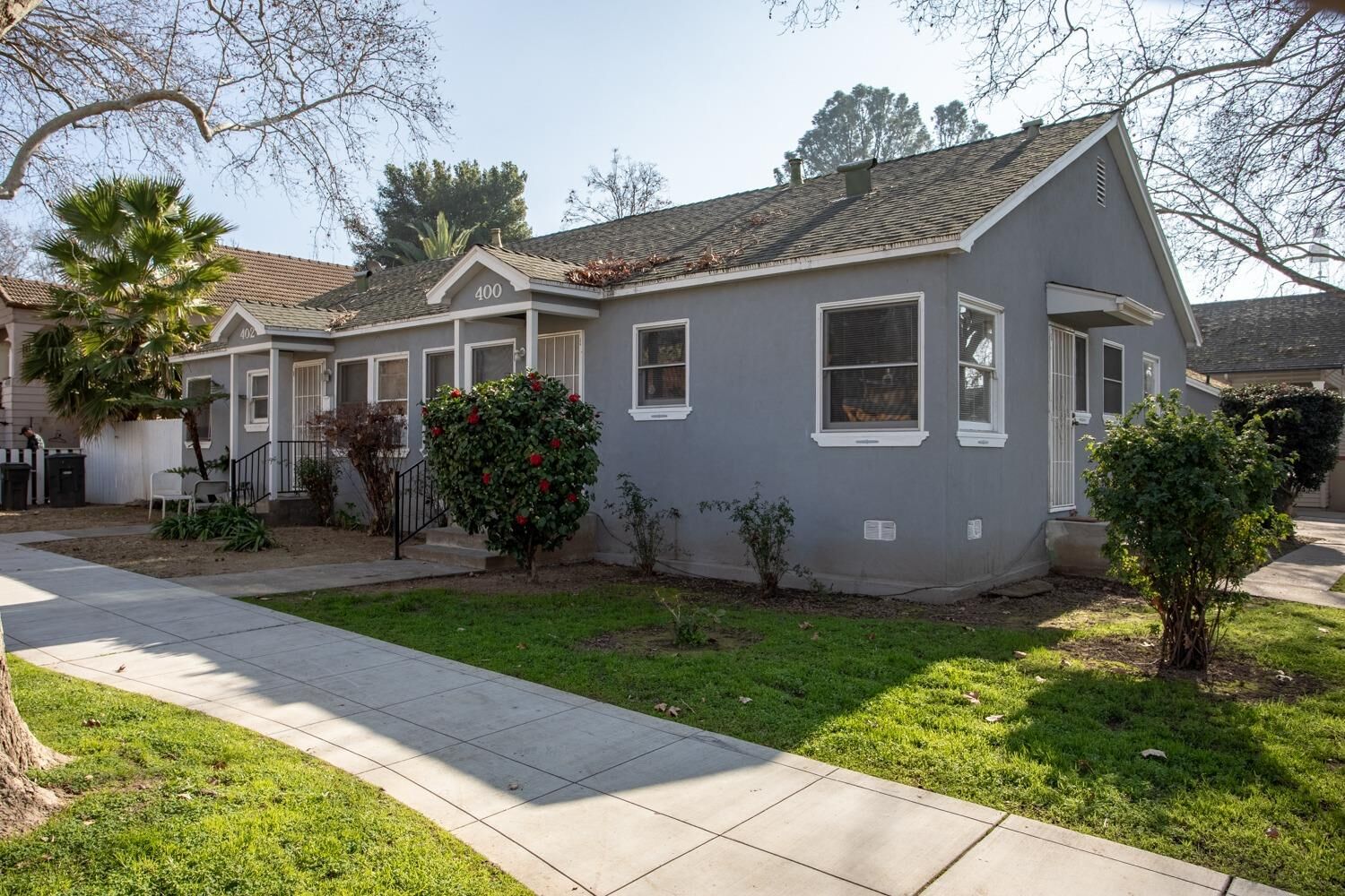 Property Photo:  400 402 V Street  CA 95818 