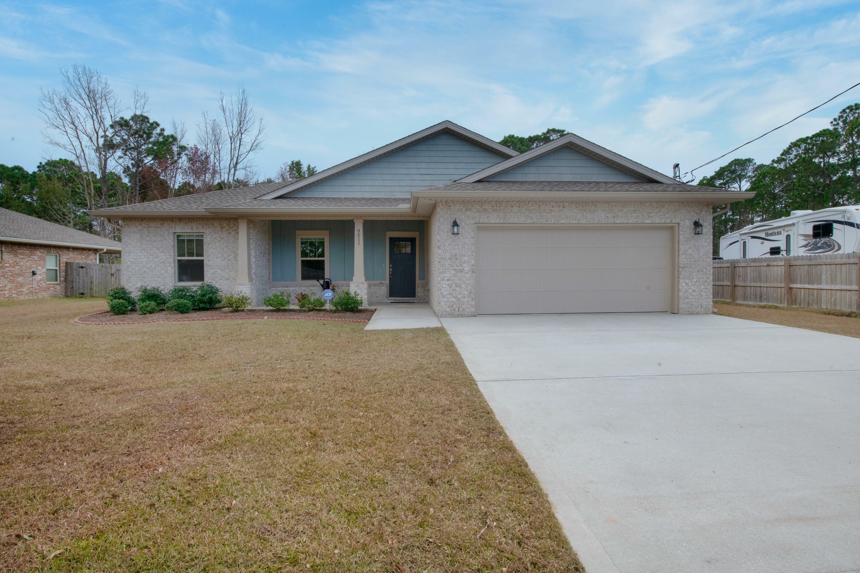 Property Photo:  9011 Timber Lane  FL 32566 