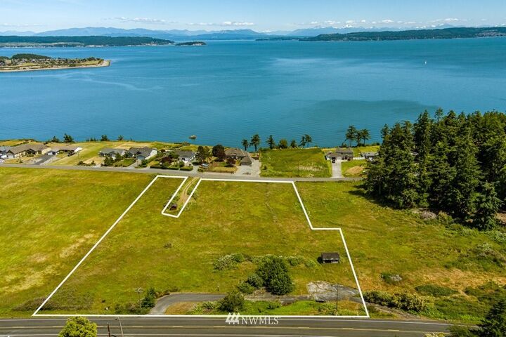 Property Photo: 0 Bonnie View Acres Road Lot B WA 98277