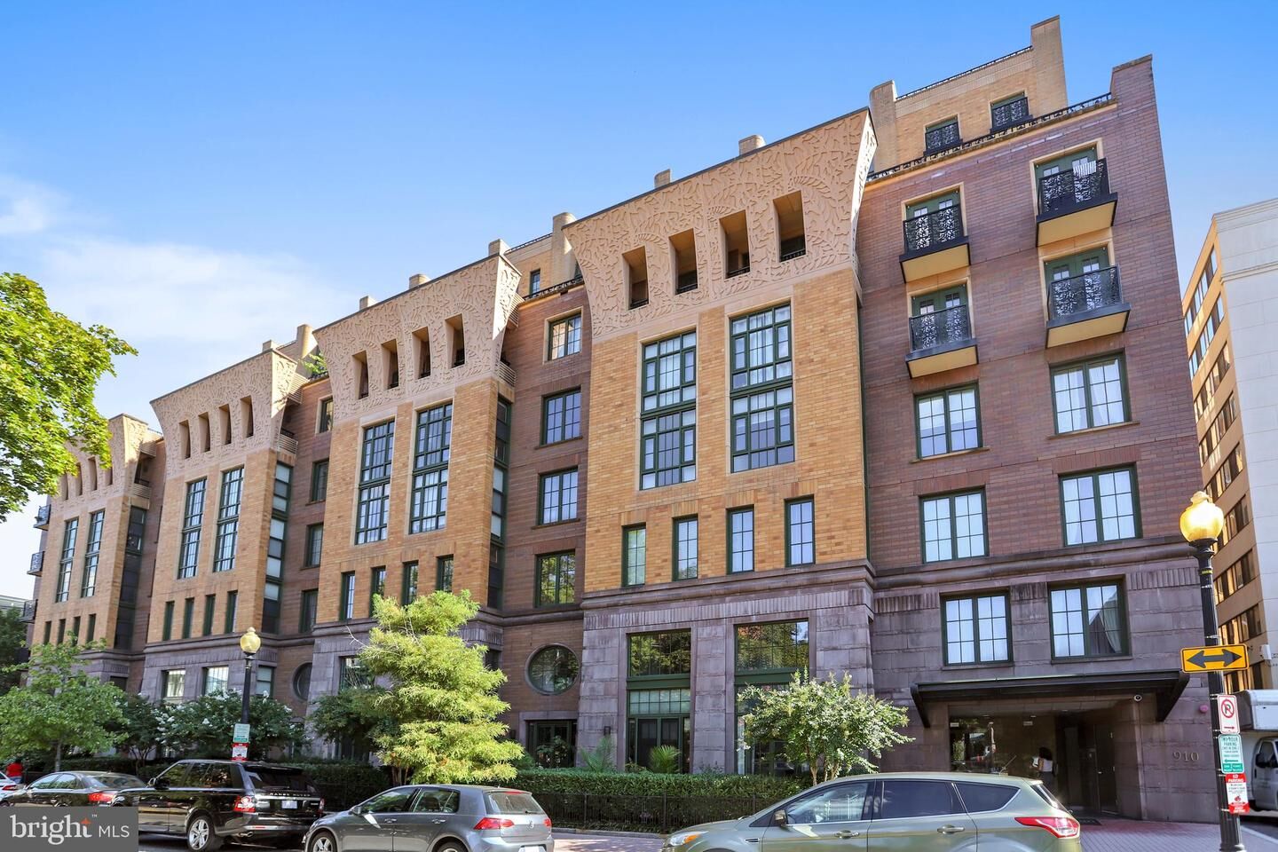 Property Photo:  910 M Street NW 117  DC 20001 