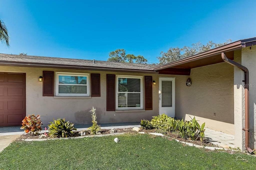 Property Photo:  3660 Sharondale Drive  FL 34232 