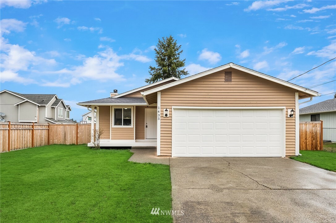 Property Photo:  1435 S 95th Street  WA 98444 