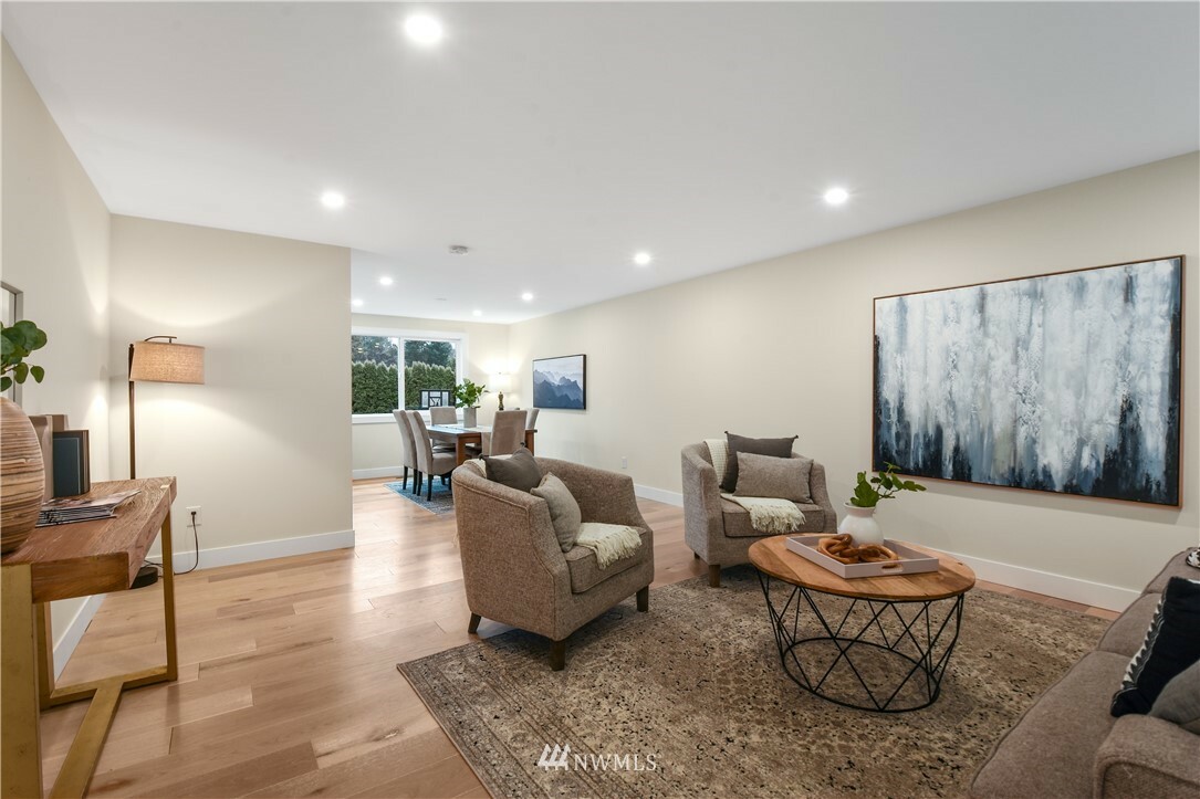 Property Photo: 19205 35th Place NE WA 98155