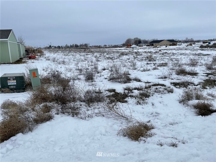 Property Photo:  5691 Road 4.4 NE  WA 98837 