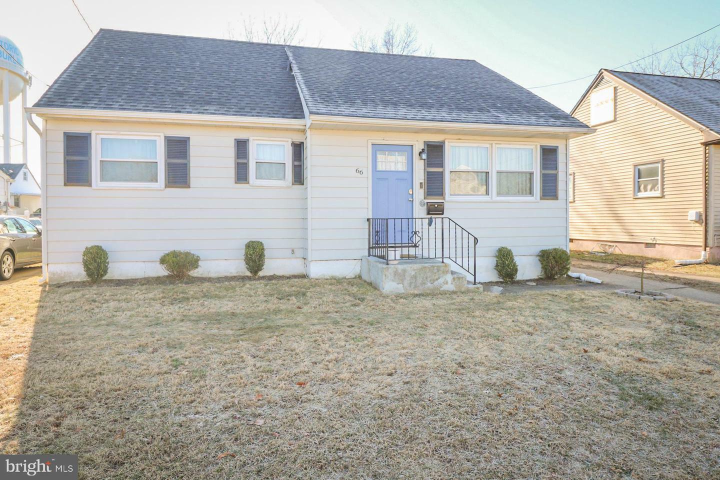 Property Photo:  66 W 6th Street  NJ 08016 