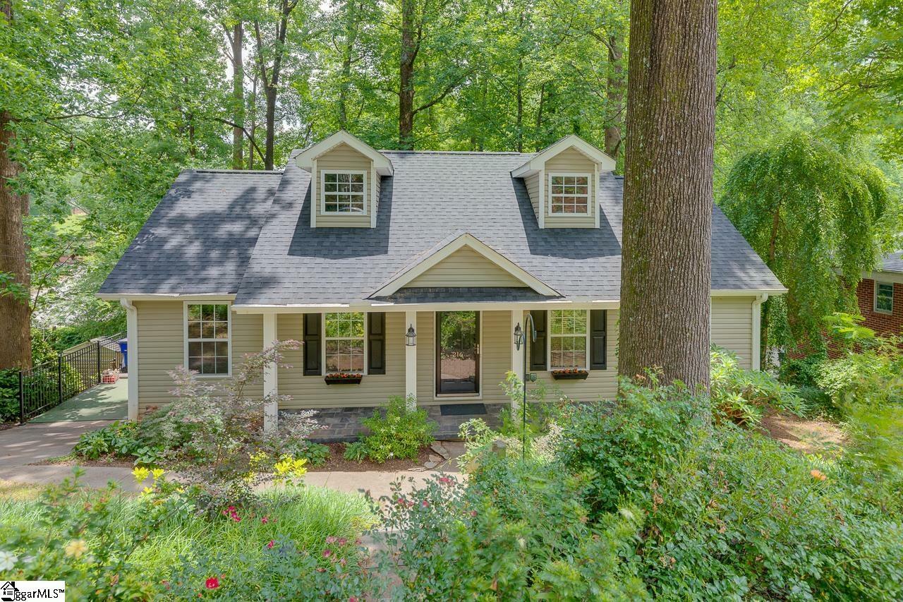 Property Photo:  216 Dellwood Drive  SC 29609 