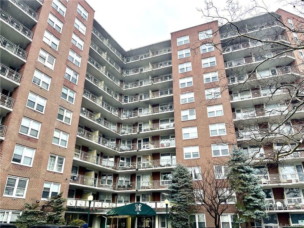 Property Photo: 91 Strawberry Hill Avenue 434 CT 06902