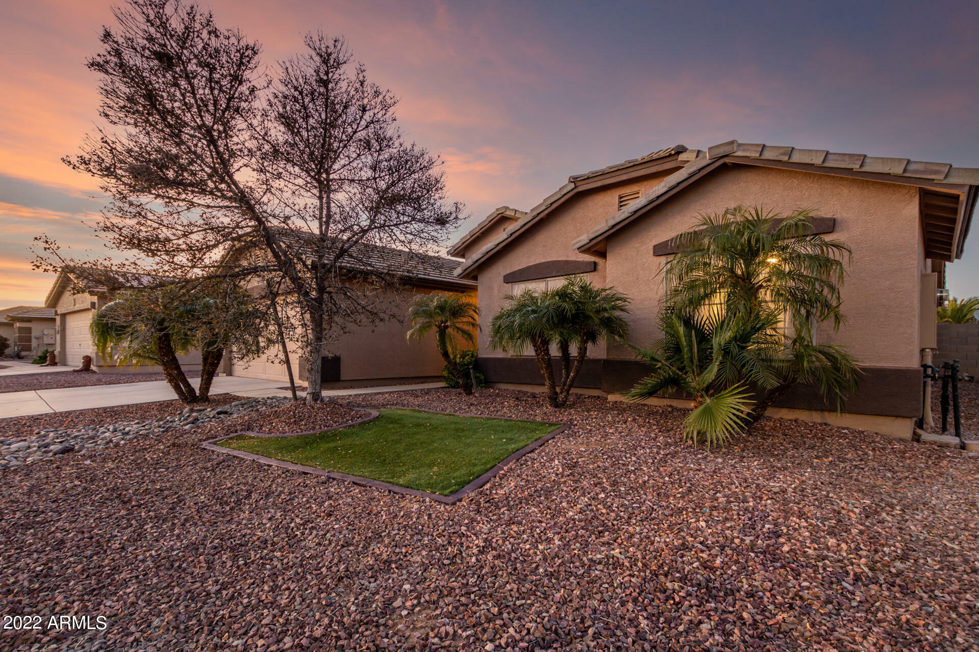 Property Photo: 15212 W Watson Lane AZ 85379