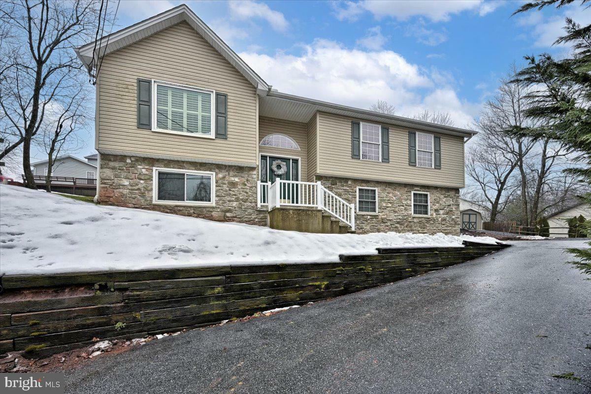 Property Photo:  260 Eden Road  PA 17319 