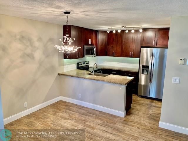Property Photo: 4995 Sable Pine Cir D1 FL 33417