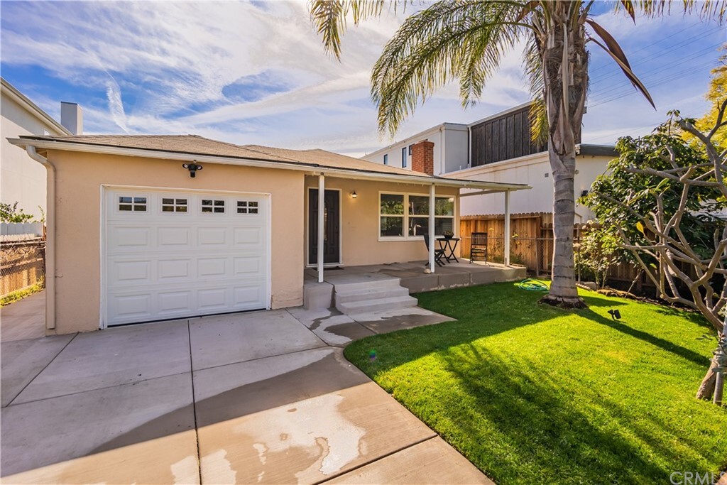 Property Photo:  10772 Westminster Avenue  CA 90034 