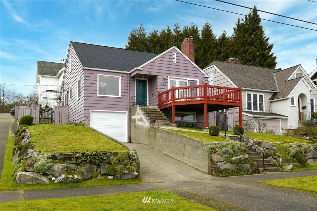 Property Photo:  3463 Belvidere Avenue SW  WA 98126 