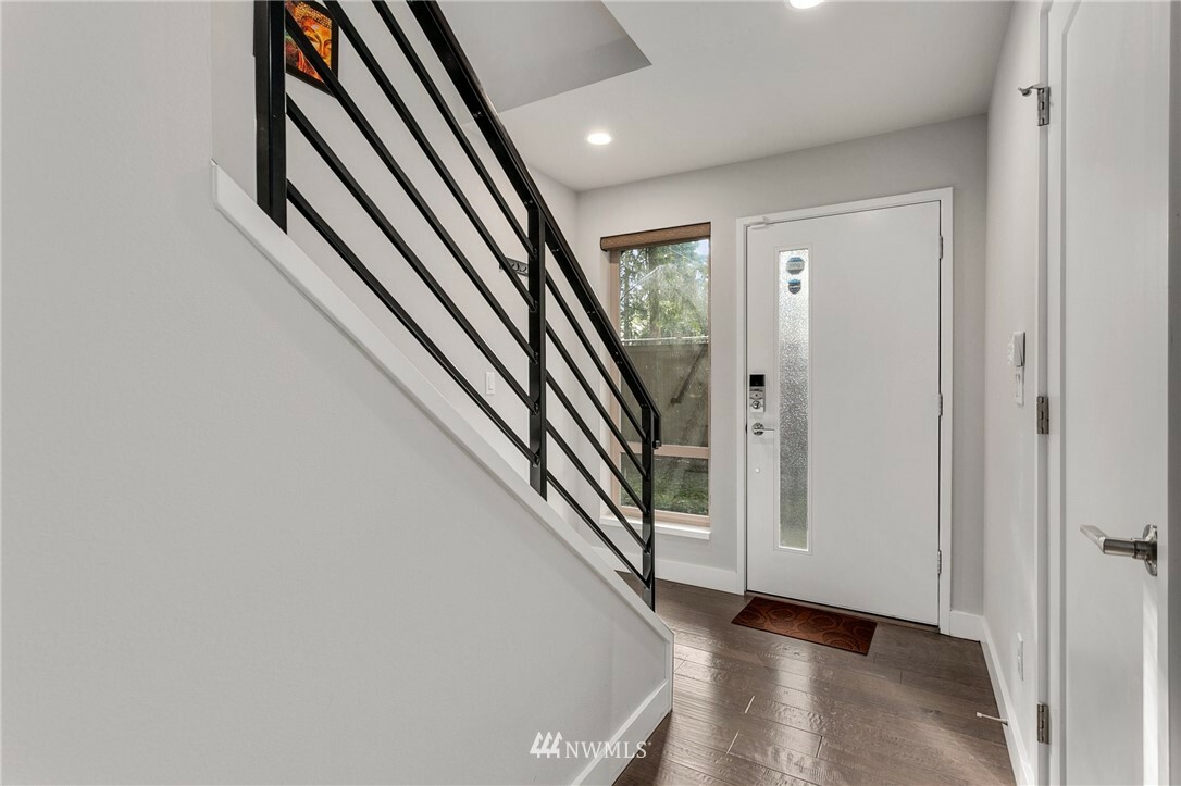 Property Photo: 16381 NE 16th Court B2 WA 98008