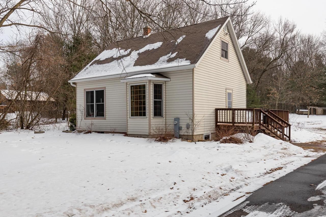 Property Photo: E7933 Cut Off Road WI 54961