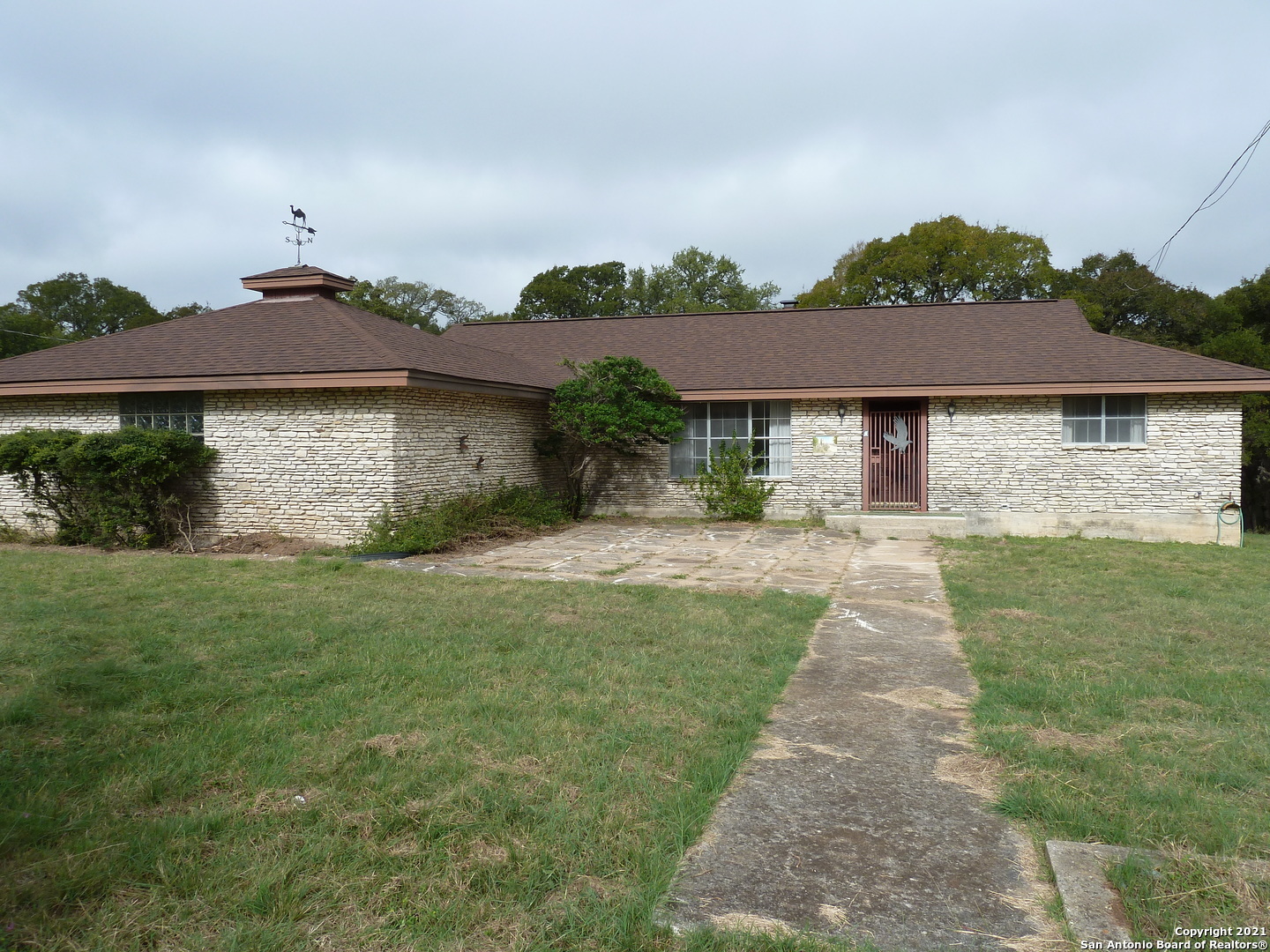 Property Photo: 263 Center Point Dr E TX 78010