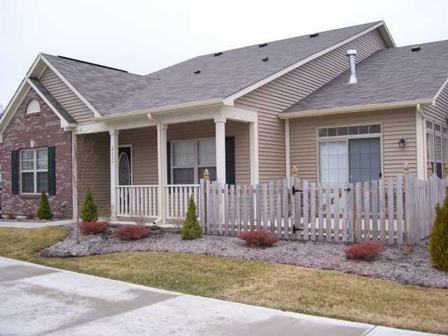 Property Photo:  2637 Big Bear Lane 77  IN 46217 