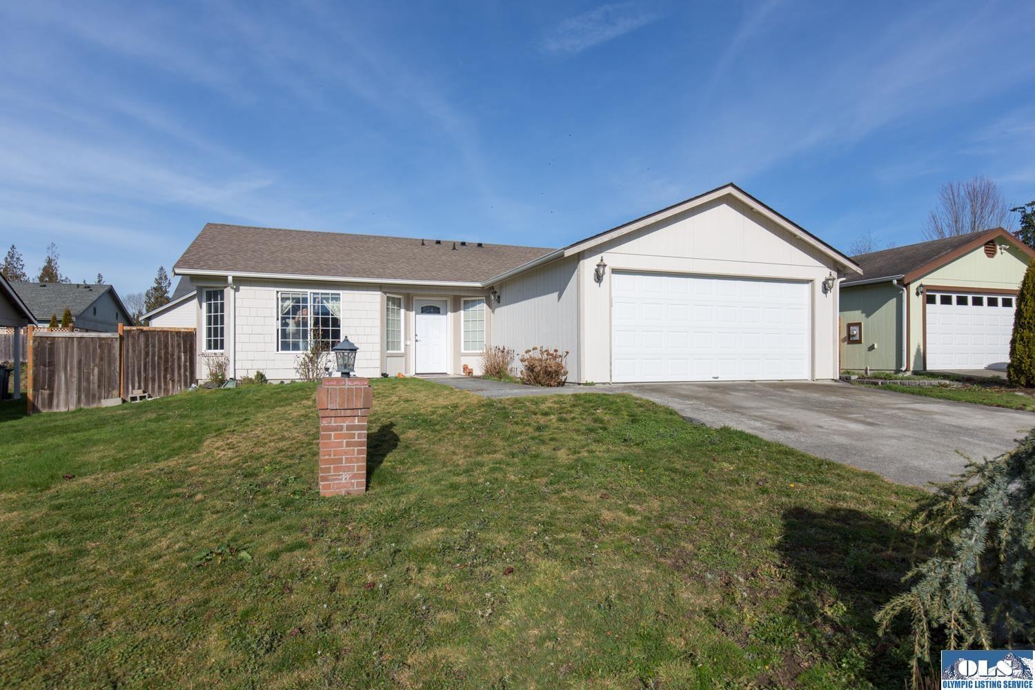 Property Photo: 261 Independence Dr WA 98382