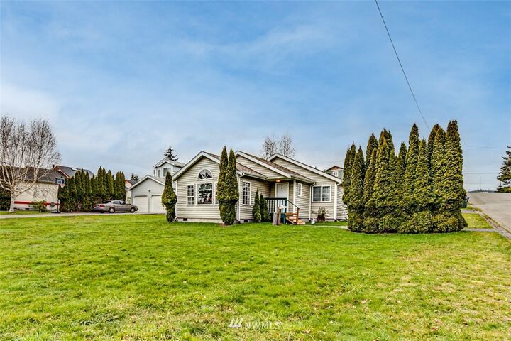 1138 W 7th Street  Port Angeles WA 98363 photo