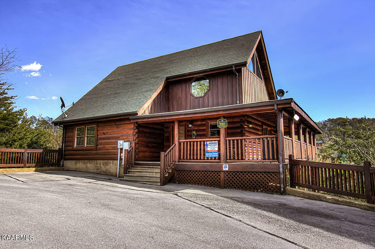 Property Photo: 1948 Cougar Crossing Way TN 37876