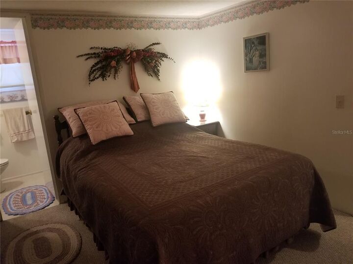 Property Photo:  2124 Lois Boulevard  FL 33850 