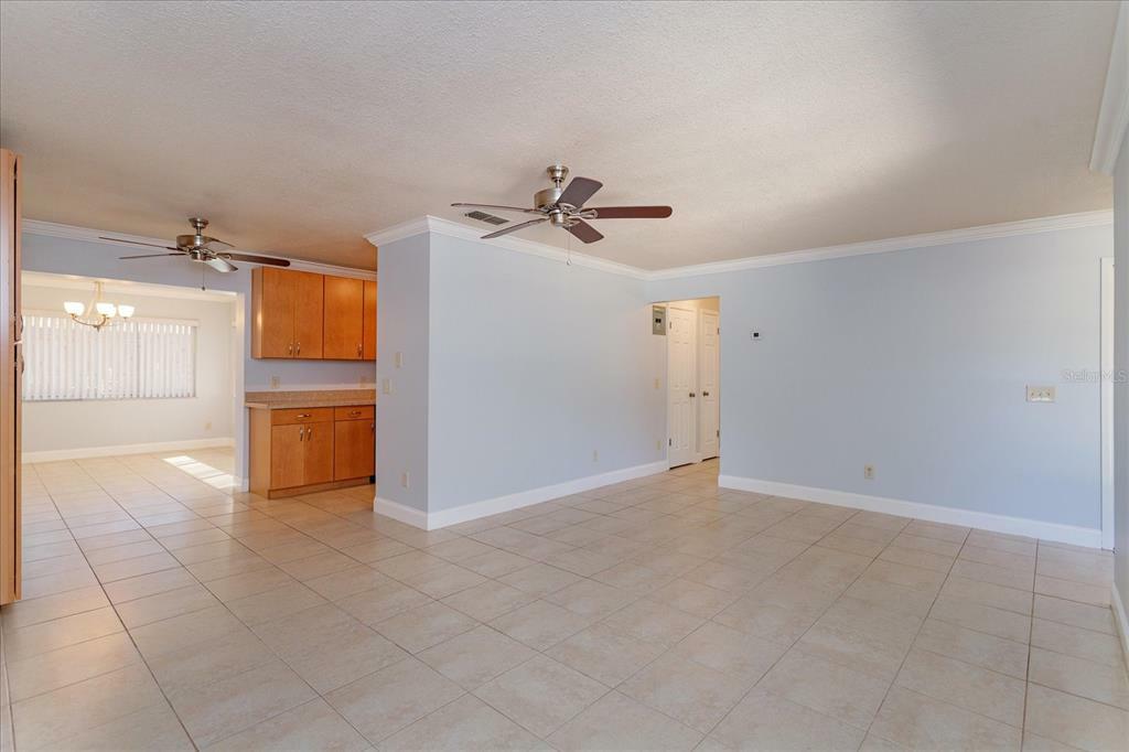 Property Photo:  1502 Pelican Street  FL 32750 