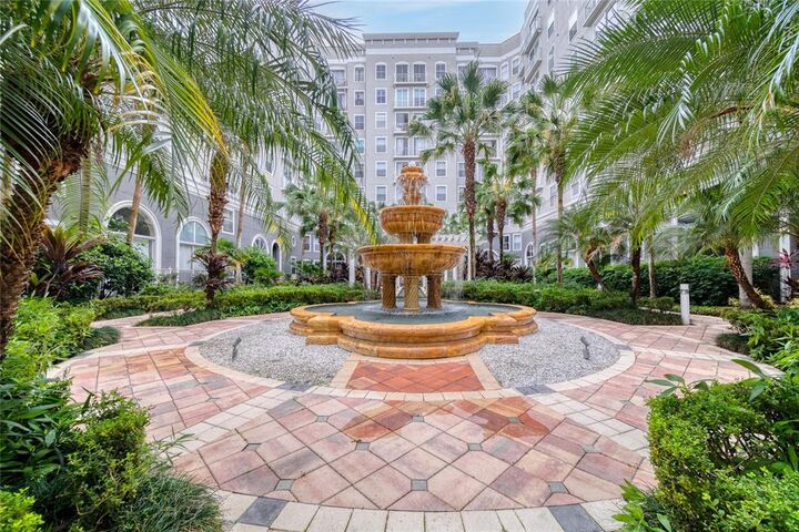 Property Photo:  700 S Harbour Island Boulevard 831  FL 33602 