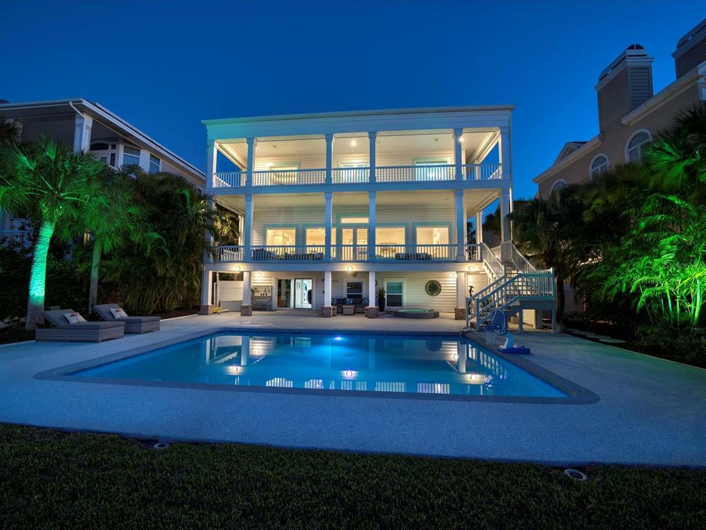 Property Photo: 409 Saint Andrews Drive FL 33756