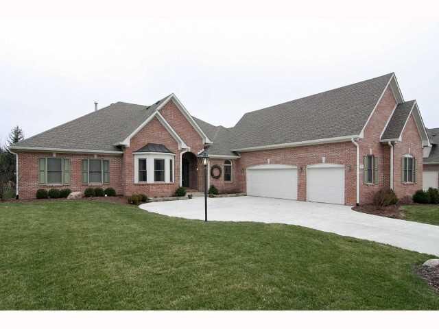 Property Photo: 5733 Beisinger Place IN 46237