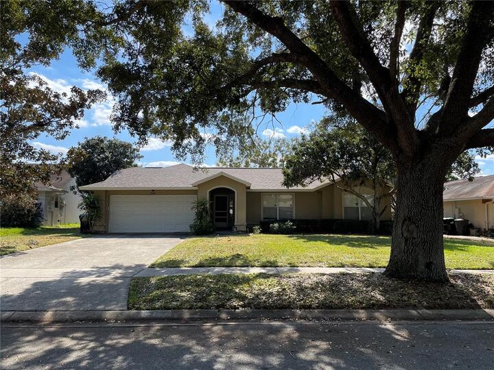 8220 Wellsmere Circle  Orlando FL 32835 photo