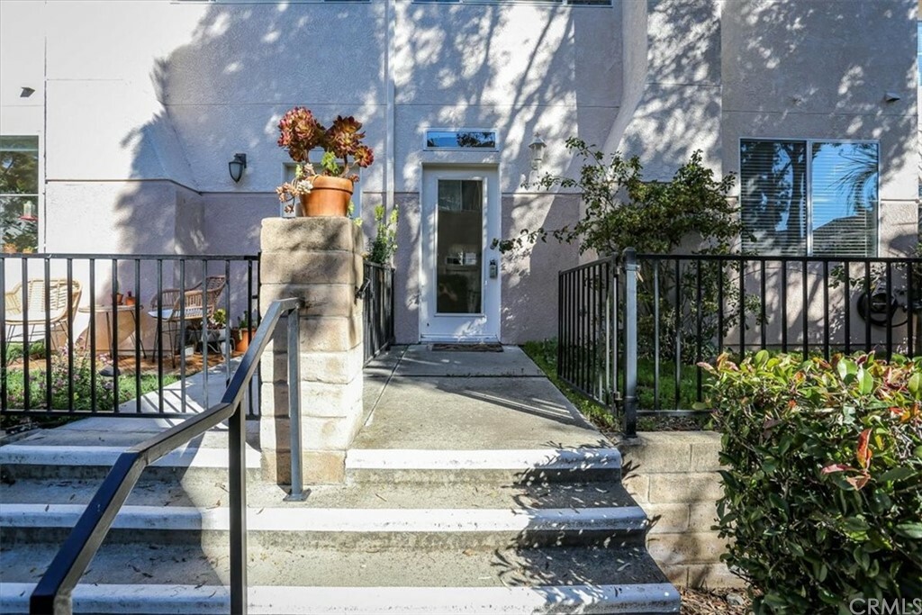 Property Photo:  1283 Chaparral Circle  CA 93401 