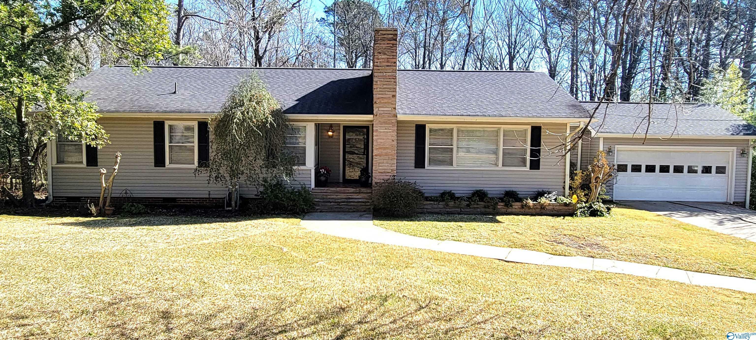 2501 Red Oak Road  Gadsden AL 35904 photo