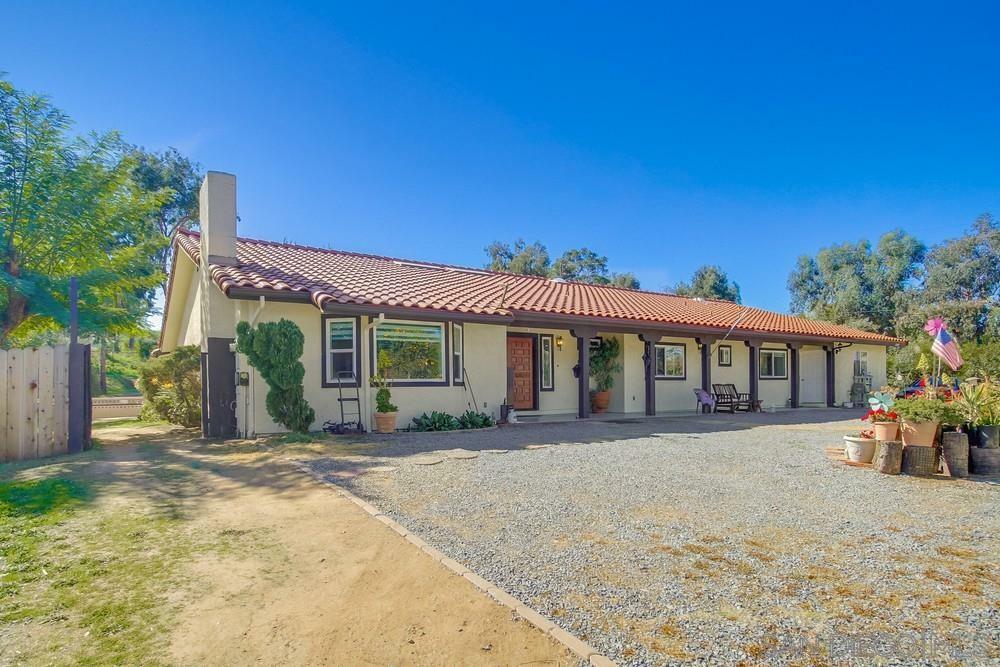 Property Photo:  13807 Whispering Meadows Lane  CA 91935 