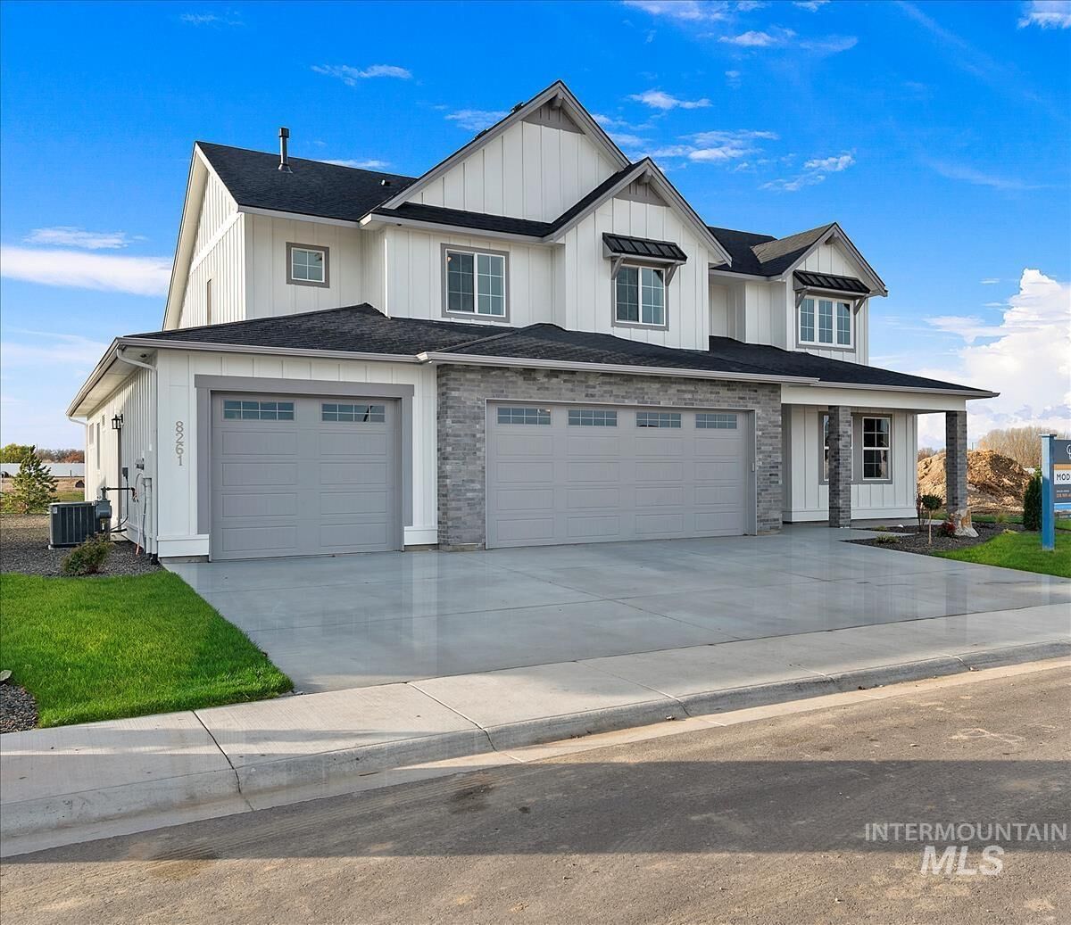 Property Photo:  8083 Tandy Cove St.  ID 83644 