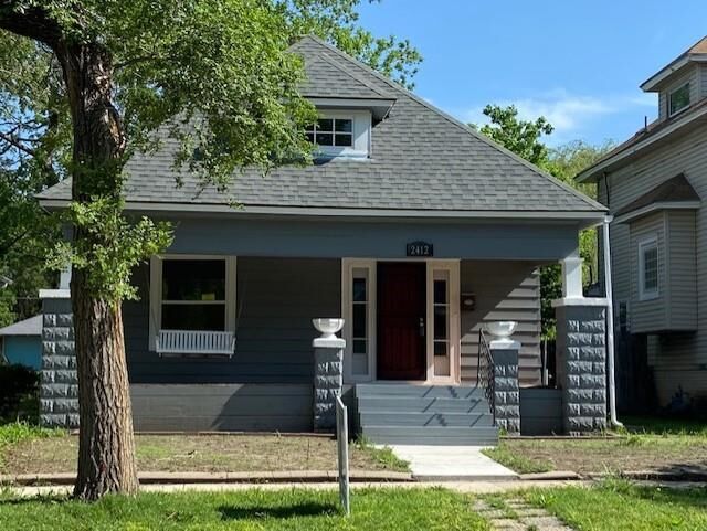 Property Photo:  2412 E 1st St N  KS 67214 
