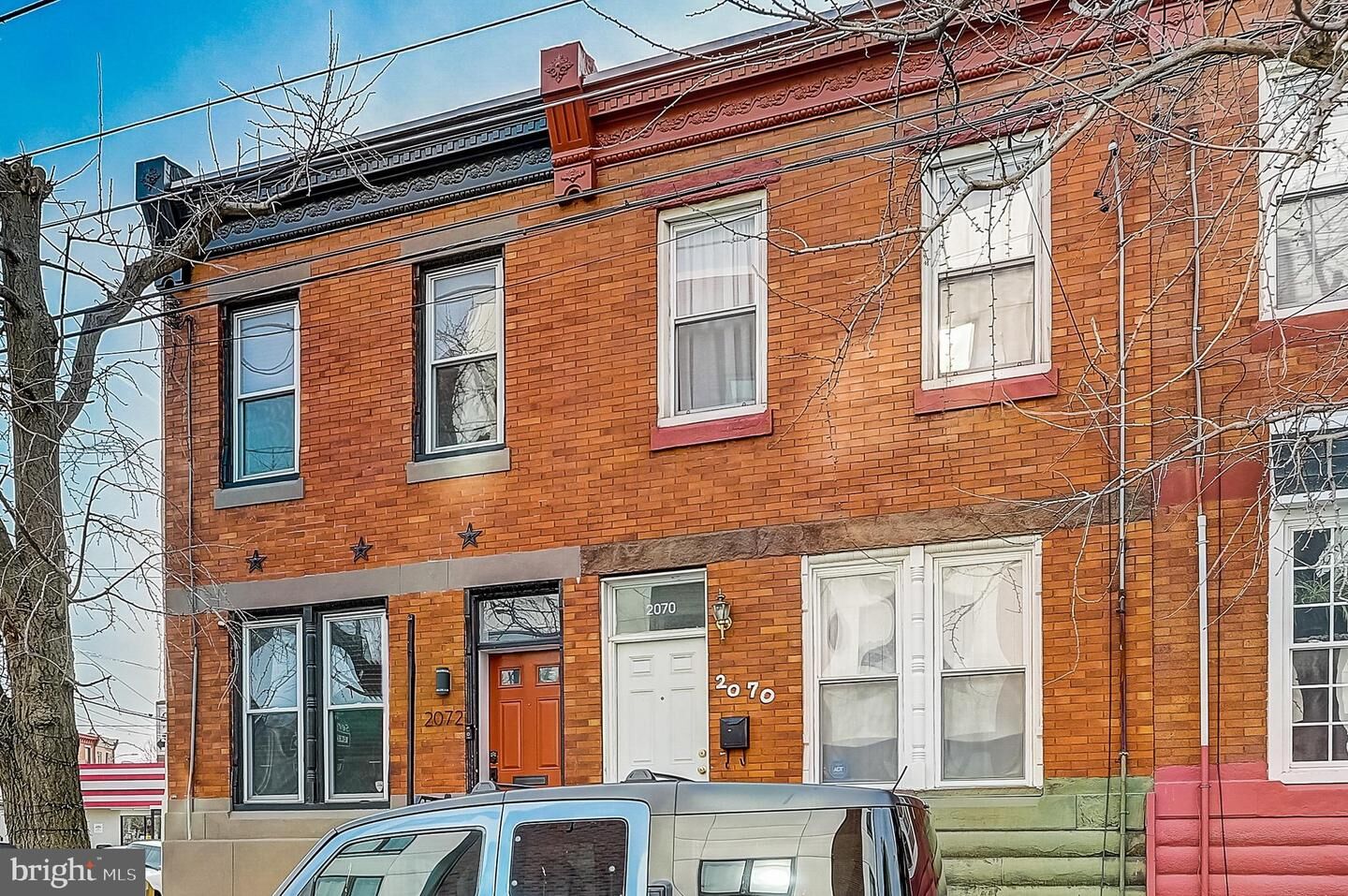 Property Photo:  2072 E Sergeant Street  PA 19125 