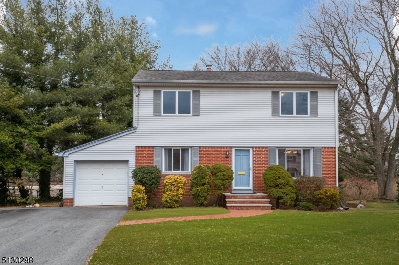 Property Photo: 85 Warren Pl NJ 07450