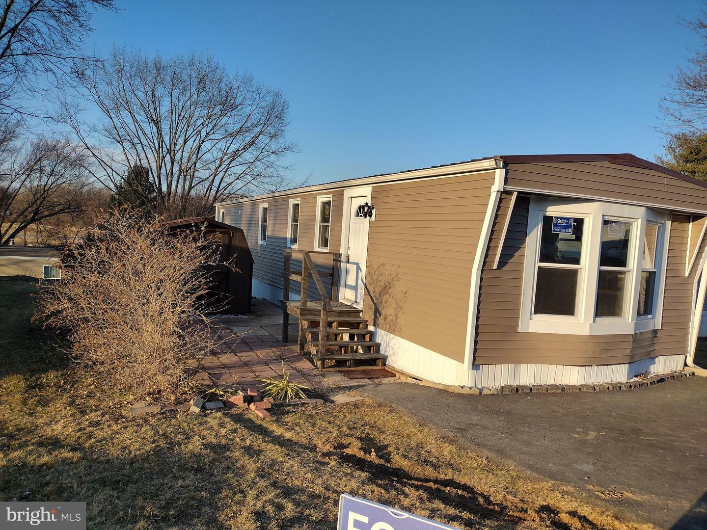 32 S Spring Garden Street  Carlisle PA 17015 photo