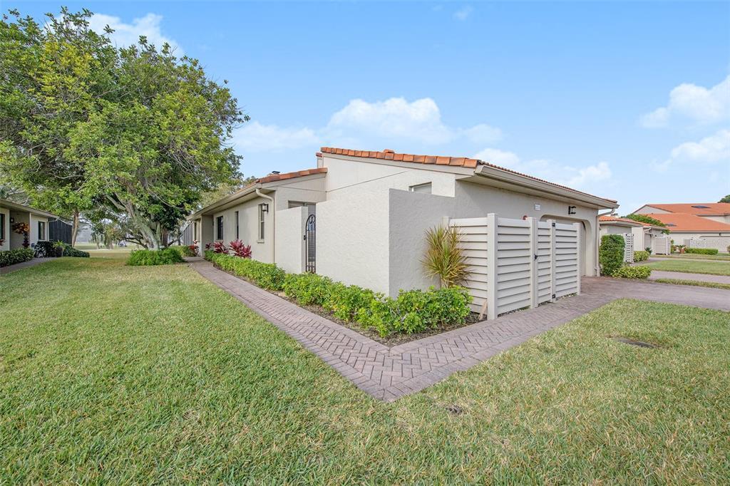 Property Photo: 2211 Harbourside Drive 305 FL 34228