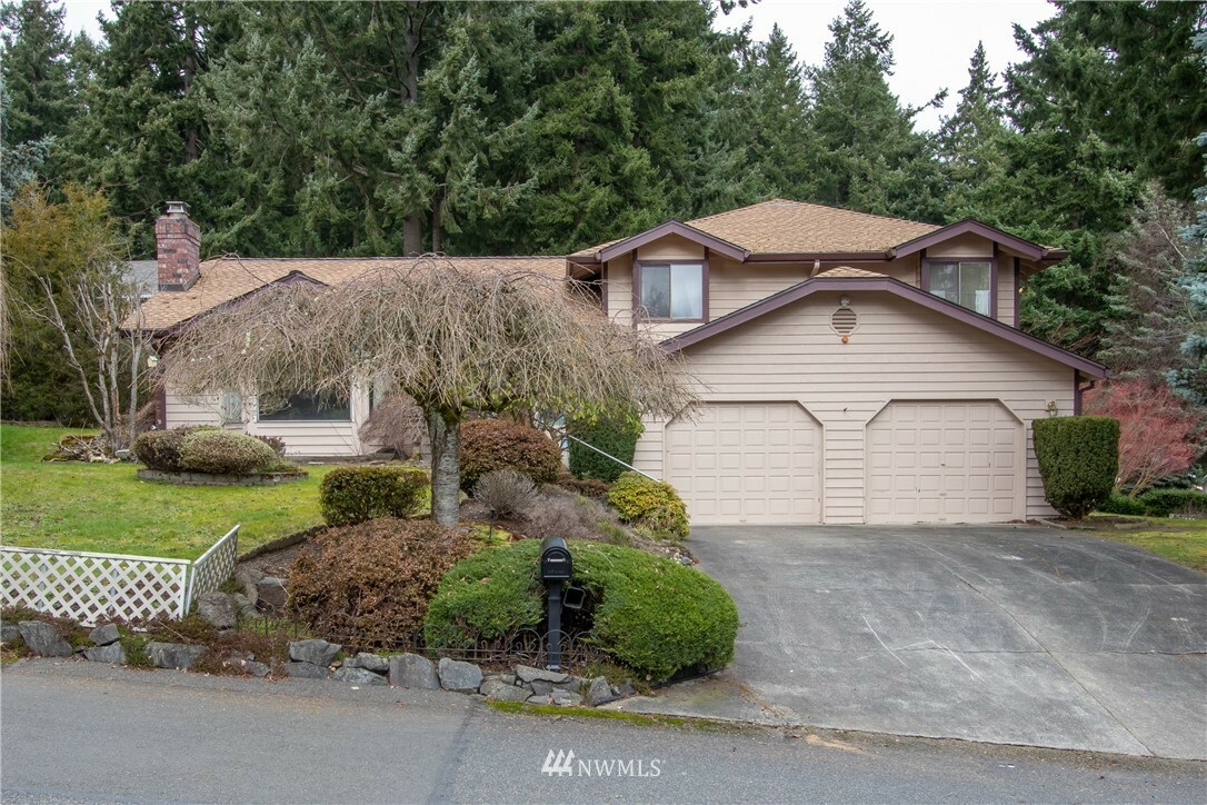 6917 56th Street W  University Place WA 98467 photo