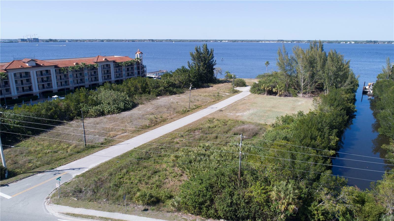 Property Photo: 6162 Landings Way FL 33950