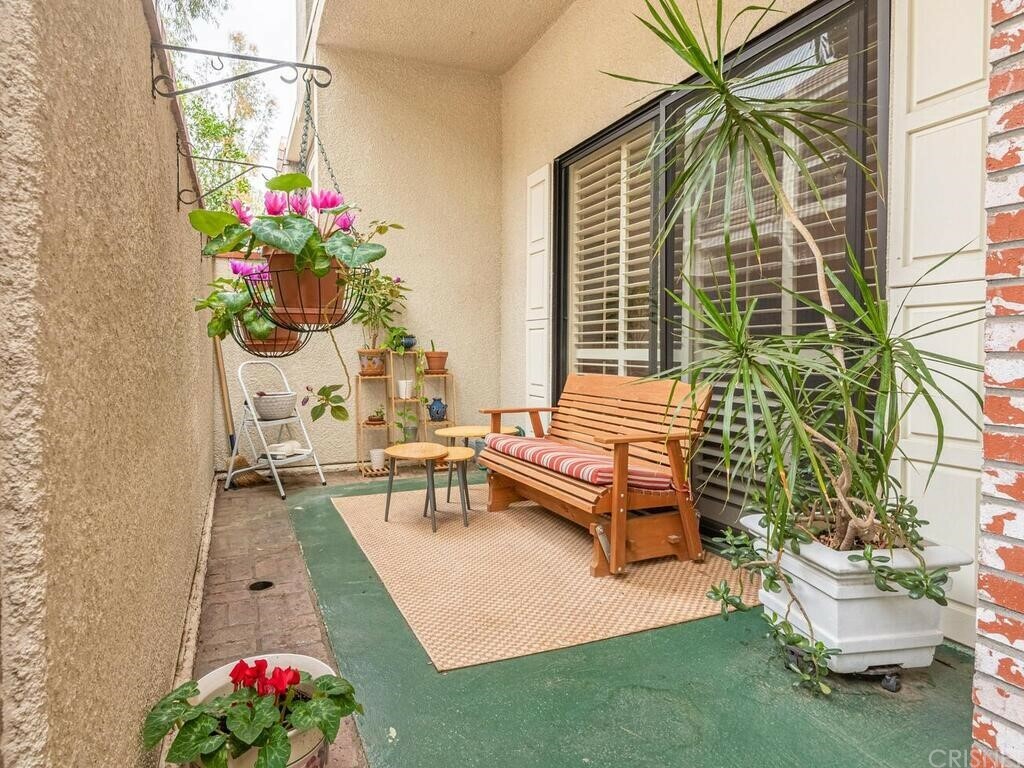 Property Photo:  10201 Mason Avenue 130  CA 91311 