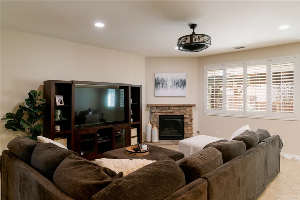 Property Photo:  32496 Shadow Canyon Trail  CA 92595 